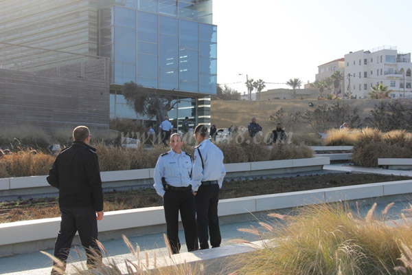 بالصور: مؤتمر الحداثة والتطور التكنولوجي بحضور قادة الشرطة في مركز بيرس بمدينة يافا 